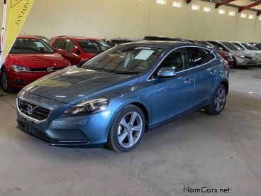 Pre-owned Volvo V40 for sale in 