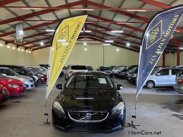 Pre-owned Volvo V40 for sale in 