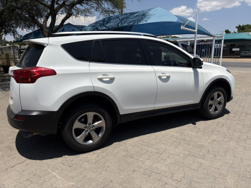 Toyota Rav4 2.0i GX Auto in Namibia