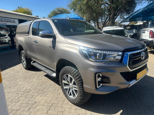 Used Toyota Hilux 2.8 GD6 4x4 Auto Extended Cab for sale in Windhoek