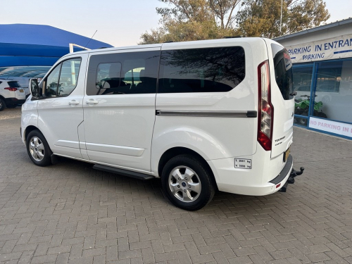 Ford Tourneo 2.2 TDCi Custom in Namibia