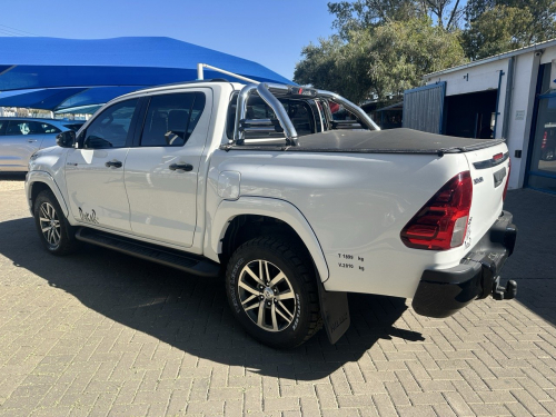 Toyota Hilux 2.8 GD6 Dakar 4x2 D/cab Automatic in Namibia