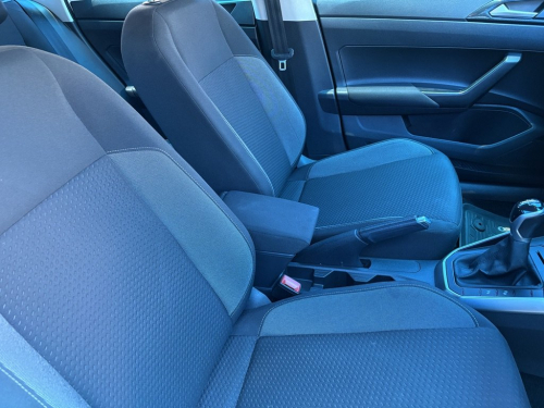 Volkswagen Polo Life 1.0 TSi in Namibia