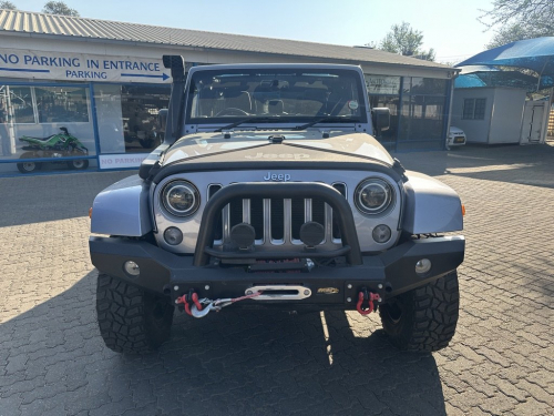 Jeep Wrangler Unlimited 3.6 V6 Sahara in Namibia