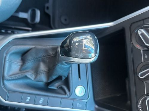 Volkswagen Polo 1.0 TSi Life in Namibia