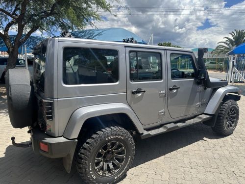 Jeep Wrangler Sahara 3.6 V6 Unlimited in Namibia