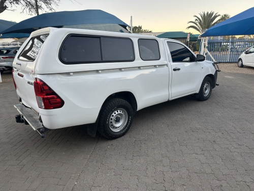 Toyota Hilux 2.0 VVTi LWB A/Con in Namibia