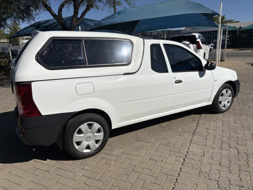 Nissan NP200 1.6 A/con Safety in Namibia