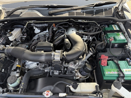 Toyota Hilux 4.0 V6 Dakar D/cab 4x4 Auto in Namibia