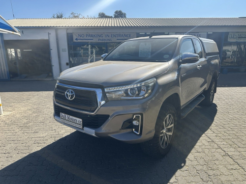 Toyota Hilux 2.8 GD6 4x4 Raider Auto Extended Cab in Namibia