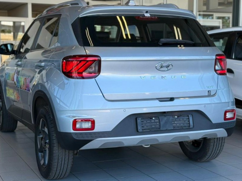 Hyundai Venue 1.0 Tgdi Fluid in Namibia