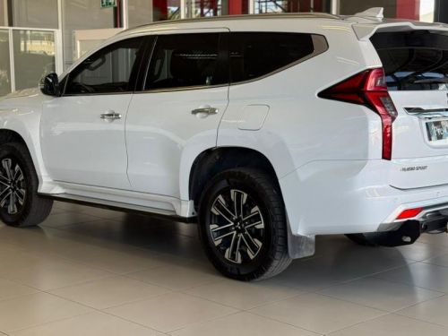 Mitsubishi Pajero Sport 2.4d 4x4 Exceed A/t in Namibia