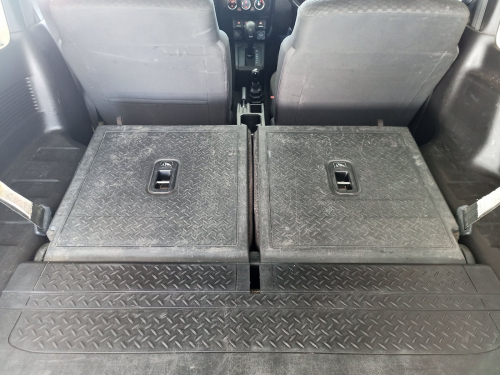 Suzuki Jimny GLX 3-Door 1.5l A/T in Namibia