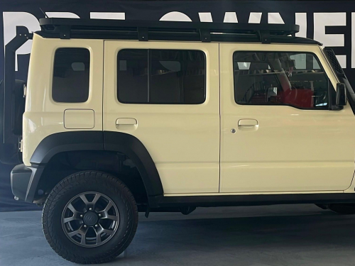 Suzuki Jimny 5 Door GLX Manual in Namibia