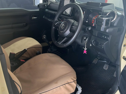 Suzuki Jimny 5 Door GLX Manual in Namibia