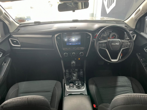 Isuzu MU-X 3.0 Did 4X4 LS A/T in Namibia