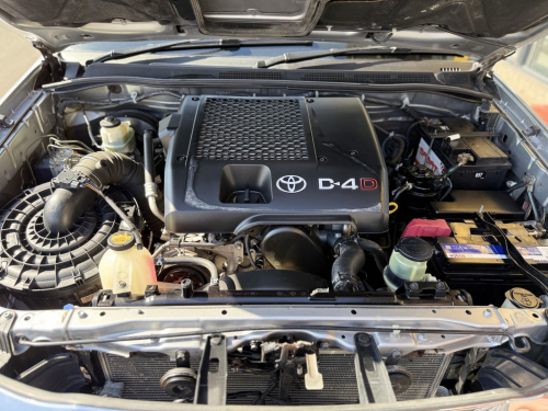 Toyota HILUX 3.0 D4D LEGEND45  D/C A/T 4X4 in Namibia