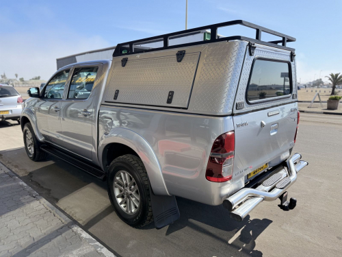 Toyota HILUX 3.0 D4D LEGEND45  D/C A/T 4X4 in Namibia