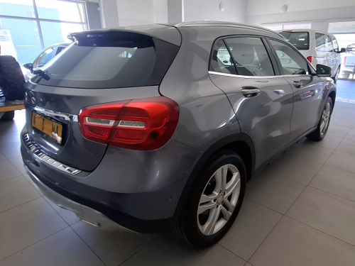 Mercedes-Benz GLA 200 A/T in Namibia