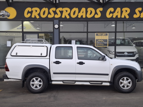 Isuzu ISUZU KB240 LE D/C 2X4 in Namibia