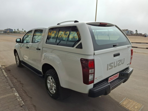 Isuzu KB 250DTEQ D/C 2X4 in Namibia