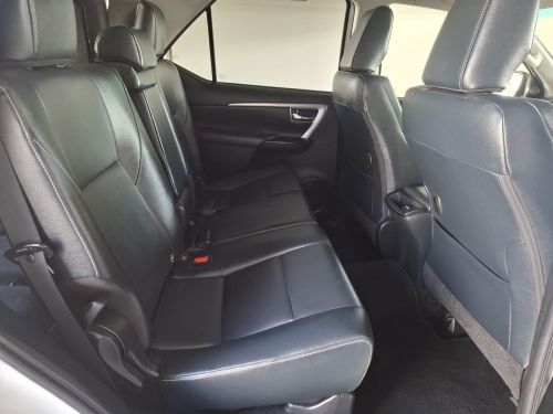 Toyota FORTUNER 2.4 GD6 A/T 4X4 in Namibia