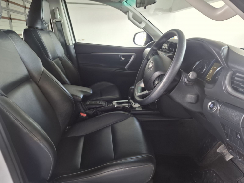 Toyota FORTUNER 2.4 GD6 A/T 4X4 in Namibia
