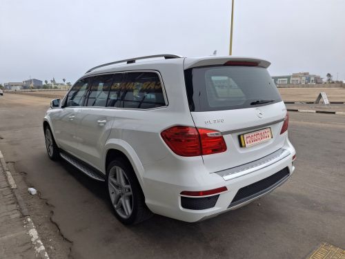 Mercedes-Benz GL350 BLUETEC 4MATIC in Namibia