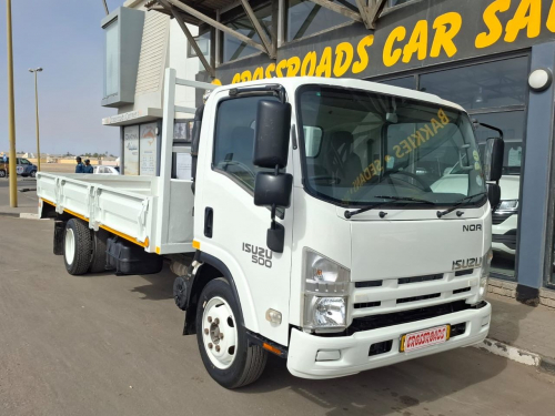 Isuzu NQR 500 DROPSIDE in Namibia