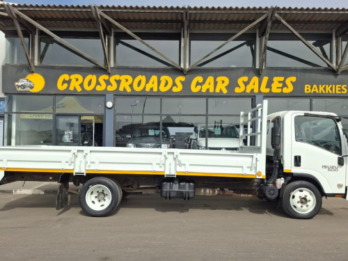 Isuzu NQR 500 DROPSIDE in Namibia