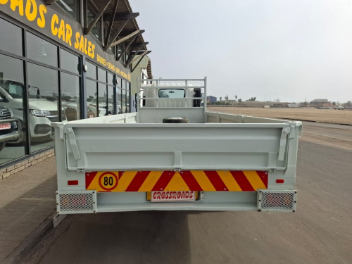 Isuzu NQR 500 DROPSIDE in Namibia