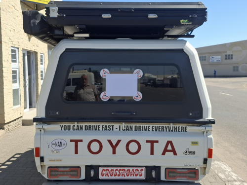 Toyota Land Cruiser 4.0 V6 D/C 4X4 in Namibia