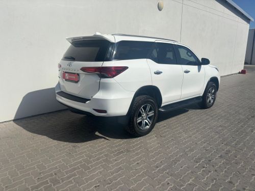 Toyota Fortuner 2.4 4x2 Manual in Namibia