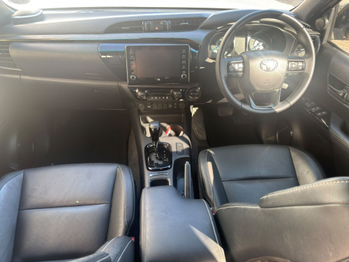 Toyota L55 D/C 2.8 4x4 A/T in Namibia
