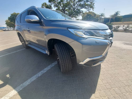 Toyota Corolla Cross 1.8 Gr-s Hev in Namibia