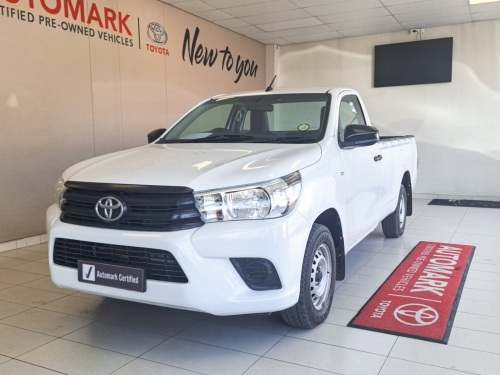 Toyota Hilux SC 2.4 GD 5MT A/C in Namibia