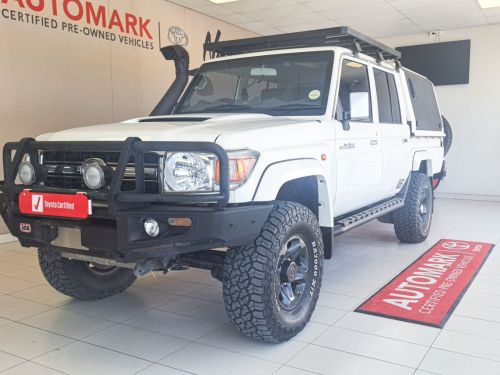 Pre-owned Toyota Land Cruiser 79 DC 4.5D v8 4x4 MT for sale in 