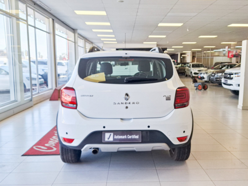 Renault Sandero Stepway Plus in Namibia