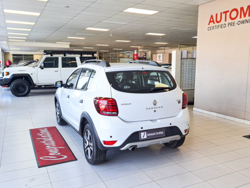 Renault Sandero Stepway Plus in Namibia