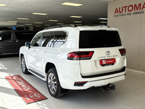 Toyota LANDCRUISER 300 V6 3.3D ZX AT in Namibia
