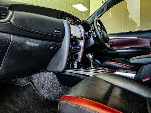 Toyota Fortuner 2.8 GD-6 RB 2x4 AT in Namibia