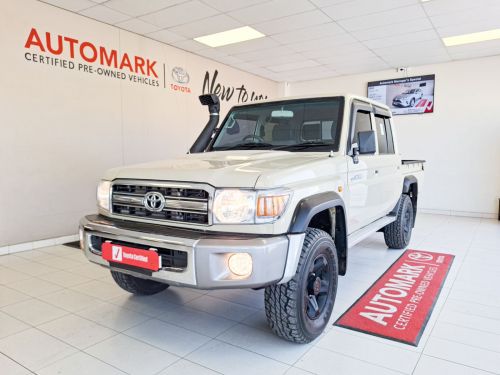 Pre-owned Toyota LC79 DC 4.0 Petrol 4x4 MT for sale in 