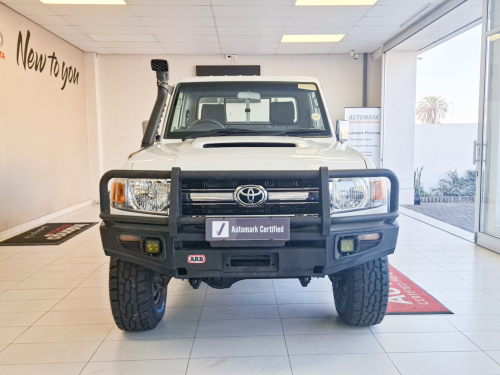 Toyota Land Cruiser 79 4.5D S/CAB 4X4 MT in Namibia