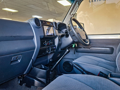 Toyota Land Cruiser 79 4.5D S/CAB 4X4 MT in Namibia