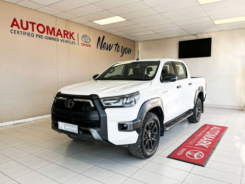 Pre-owned Toyota Hilux 2.8 LGD RS 4x4 MT for sale in 