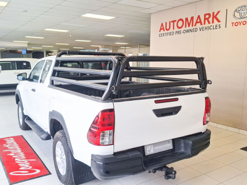Toyota Hilux Extra Cab 2.4 GD6 RB 2x4 MT in Namibia