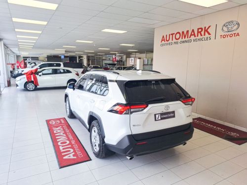 Toyota Rav4 2.0 GX CVT in Namibia