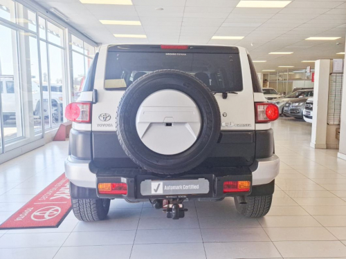 Toyota FJ Cruiser 4.0 V6 4x4 AT in Namibia