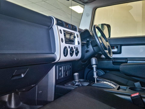 Toyota FJ Cruiser 4.0 V6 4x4 AT in Namibia