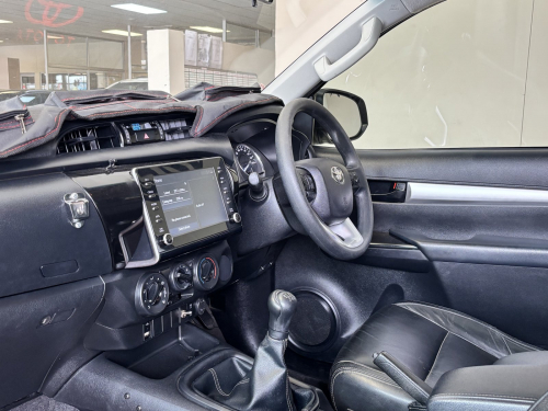Toyota HILUX RAIDER EXTRA CAB 2.4 GD6 RB2X4  MT in Namibia